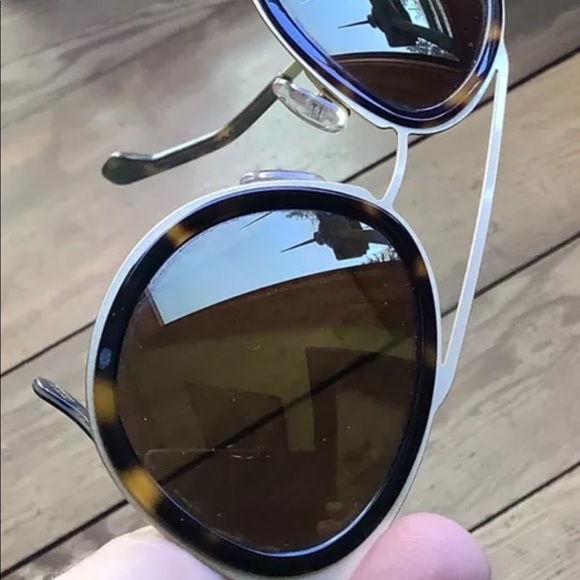 SEA. Gold sunglasses! Sooo comfy and cool! - Picture 6 of 8